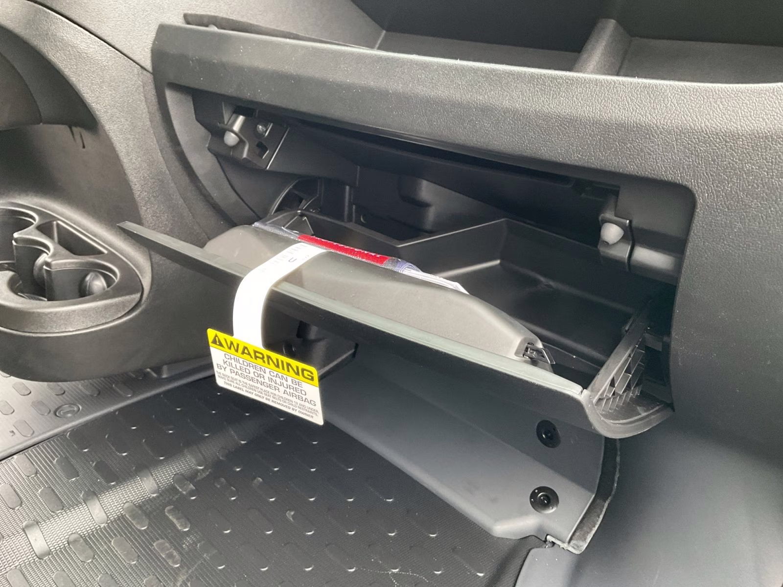 2026 Bright White Clearcoat Ram ProMaster 2500 High Roof FWD Van