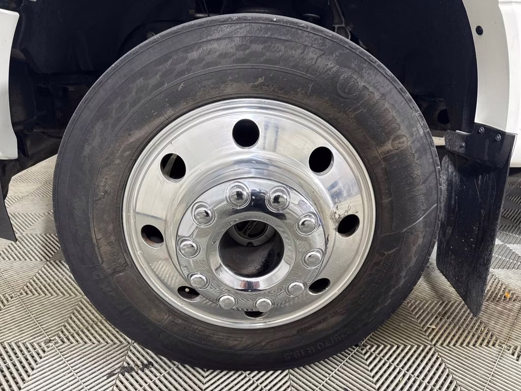 2020 Star White Metallic Tri-Coat Ford Super Duty F-450 DRW Platinum 4X4 Truck