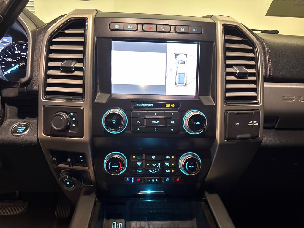 2020 Star White Metallic Tri-Coat Ford Super Duty F-450 DRW Platinum 4X4 Truck