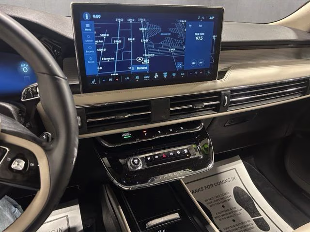 2025 Crystal White Lincoln Corsair Premiere AWD SUV