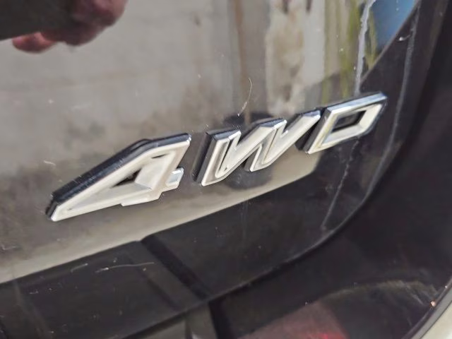 2024 Agate Black Metallic Ford Explorer XLT 4X4 SUV