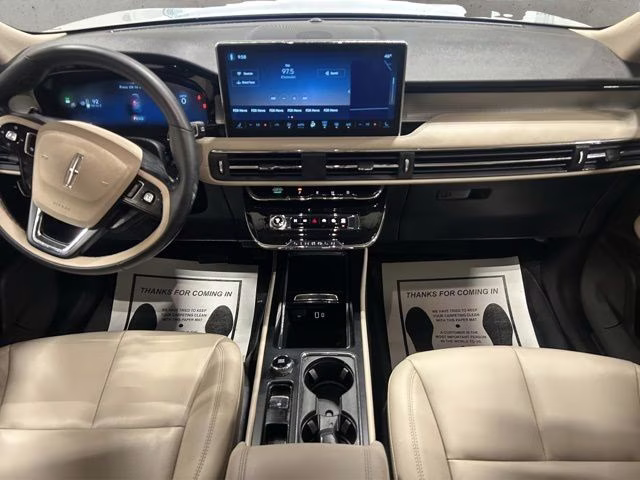 2025 Crystal White Metallic Clearcoat Lincoln Corsair Premiere AWD SUV