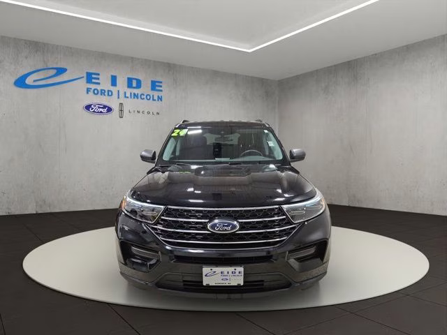2024 Agate Black Metallic Ford Explorer XLT 4X4 SUV