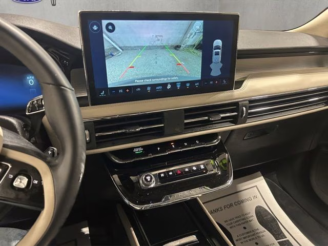 2025 Crystal White Metallic Clearcoat Lincoln Corsair Premiere AWD SUV