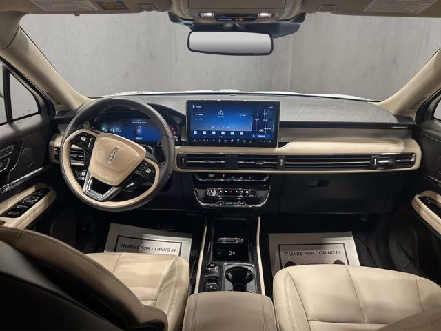 2025 Crystal White Metallic Clearcoat Lincoln Corsair Premiere AWD SUV