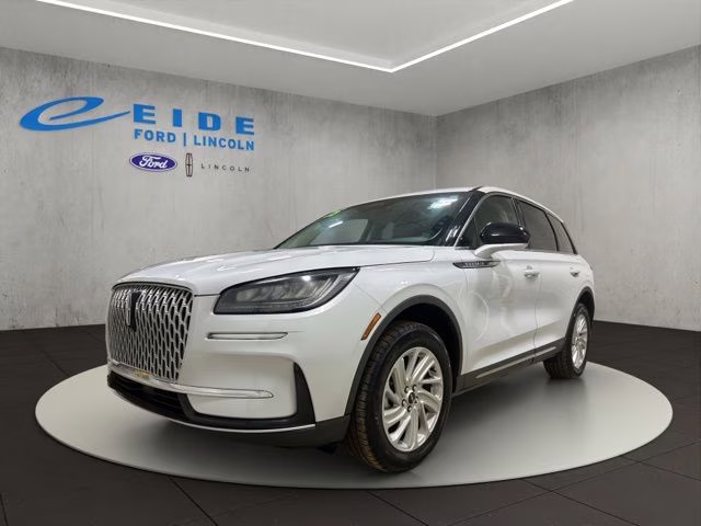 2025 Crystal White Metallic Clearcoat Lincoln Corsair Premiere AWD SUV