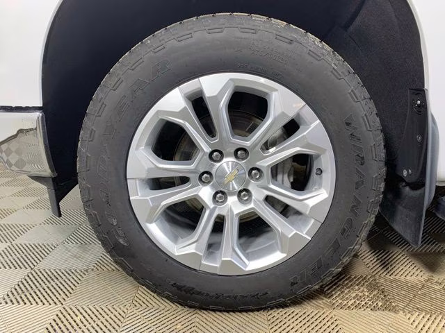 2024 Summit White Chevrolet Silverado 1500 LTZ 4X4 Truck