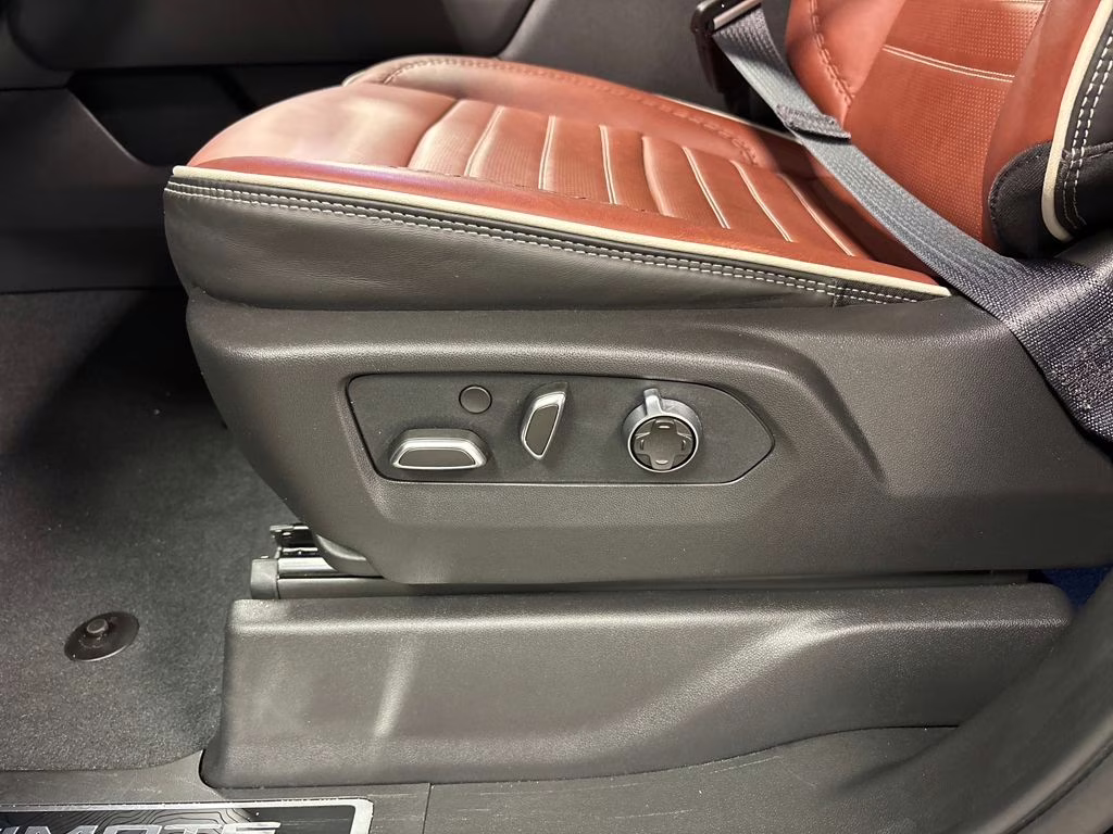 2026 Onyx Black GMC Sierra 1500 Denali Ultimate 4X4 Truck