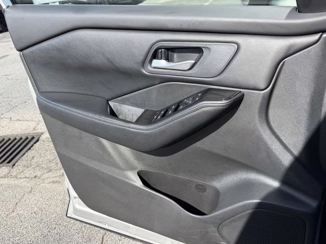 2025 Brilliant Silver Metallic Nissan Rogue SV FWD SUV