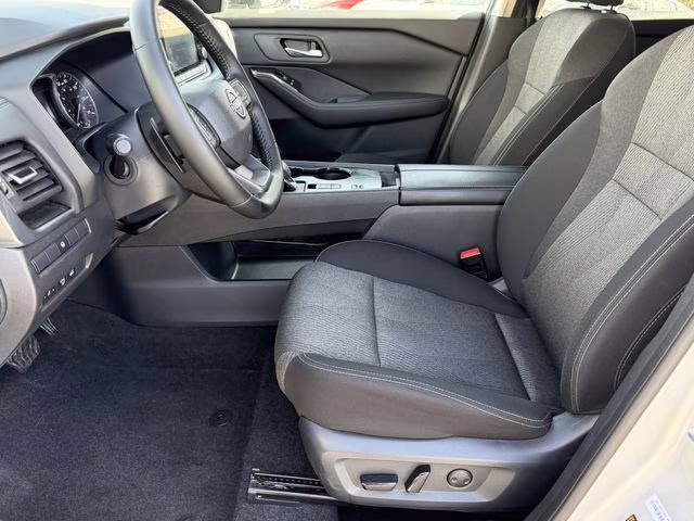 2025 Brilliant Silver Metallic Nissan Rogue SV FWD SUV