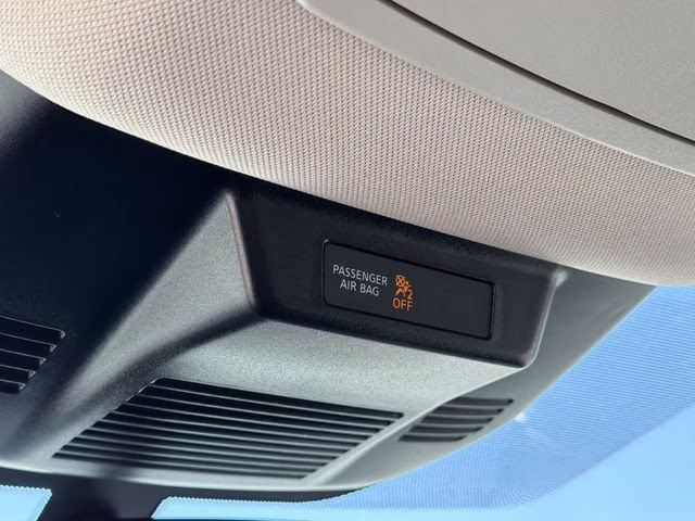 2025 Everest White Pearl Nissan Rogue SV FWD SUV