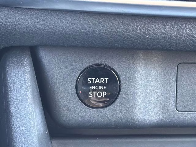 2025 Everest White Pearl Nissan Rogue SV FWD SUV