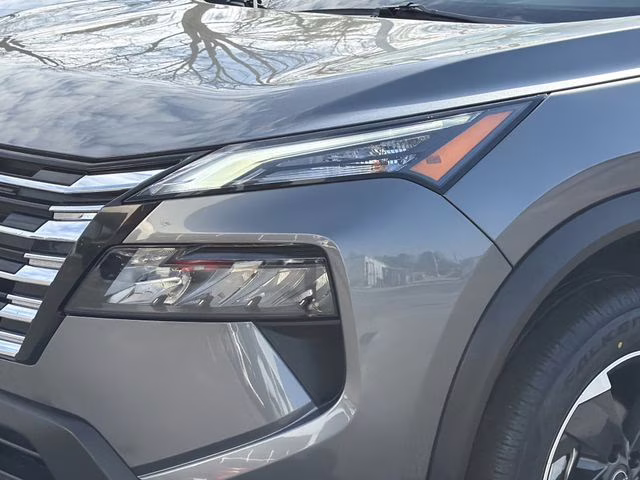 2025 Gun Metallic Nissan Rogue SV FWD SUV