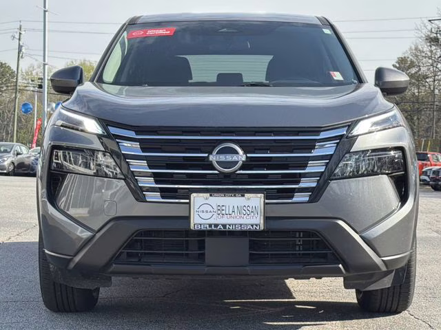 2025 Gun Metallic Nissan Rogue SV FWD SUV