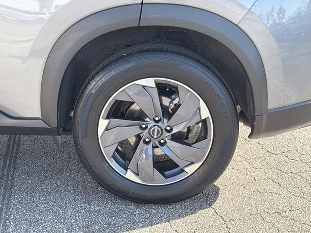 2025 Gun Metallic Nissan Rogue SV FWD SUV