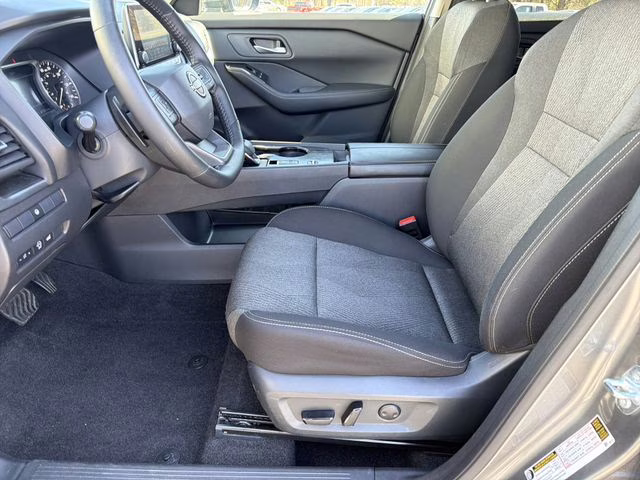 2025 Gun Metallic Nissan Rogue SV FWD SUV