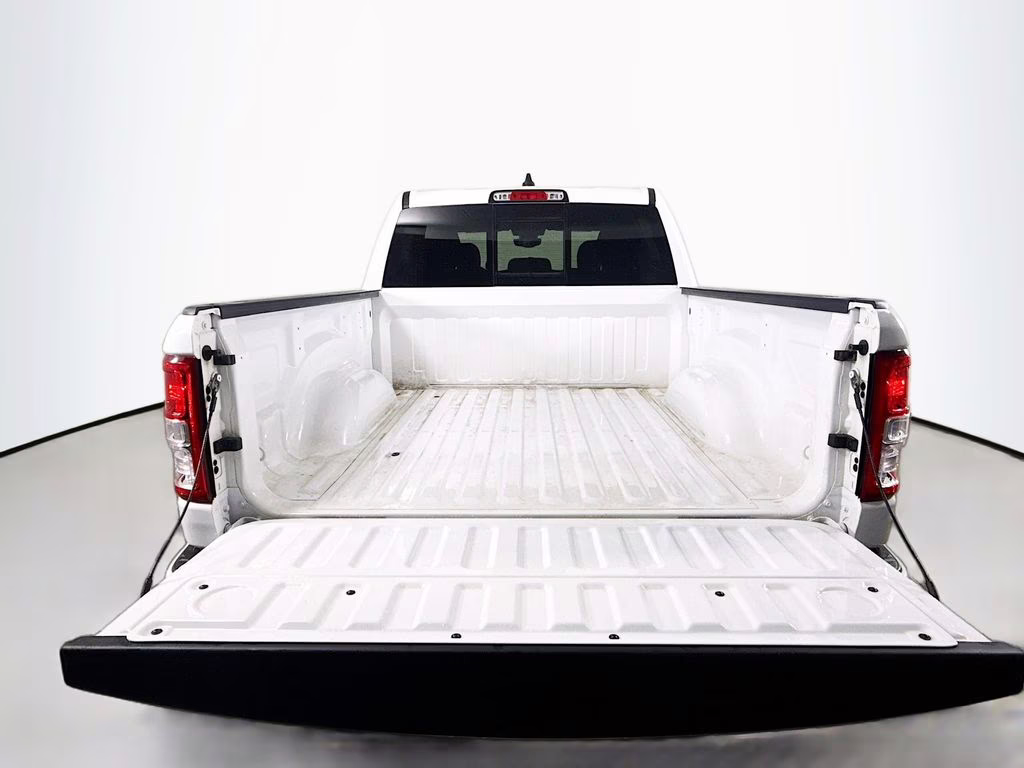 2022 Bright White Clearcoat Ram 1500 Big Horn/Lone Star 4X4 Truck