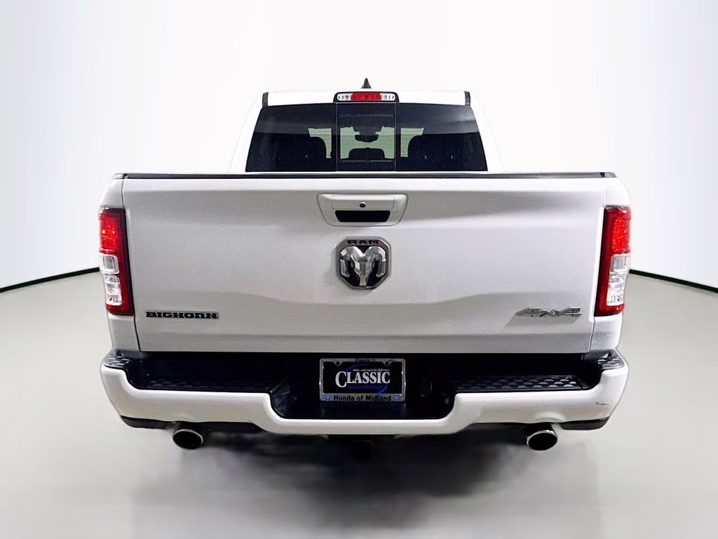 2022 Bright White Clearcoat Ram 1500 Big Horn/Lone Star 4X4 Truck