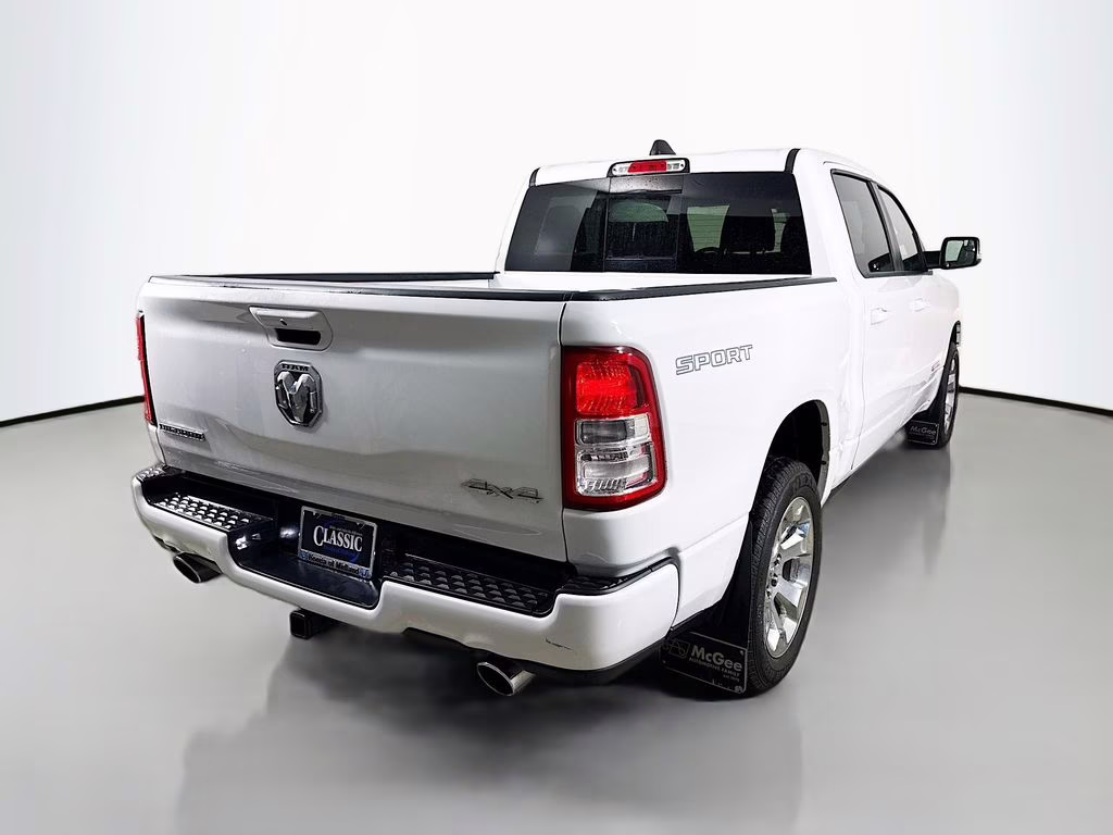 2022 Bright White Clearcoat Ram 1500 Big Horn/Lone Star 4X4 Truck