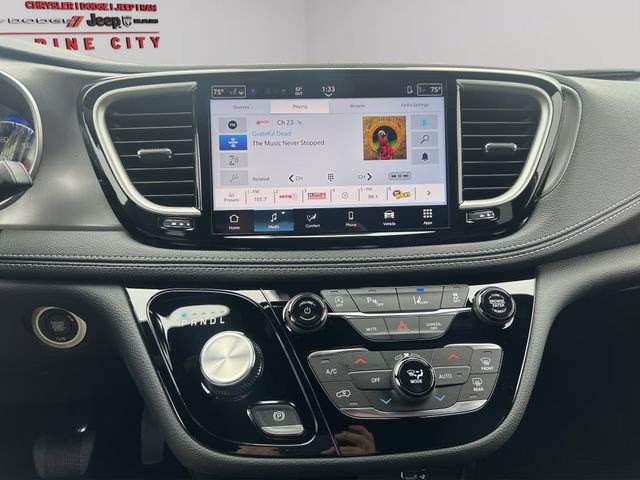 2026 Bright White Clearcoat Chrysler Pacifica Select AWD Van