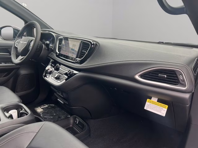 2026 Bright White Clearcoat Chrysler Pacifica Select AWD Van