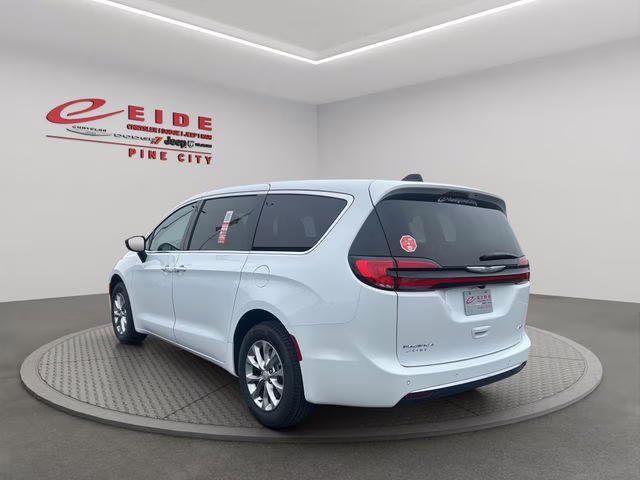 2026 Bright White Clearcoat Chrysler Pacifica Select AWD Van