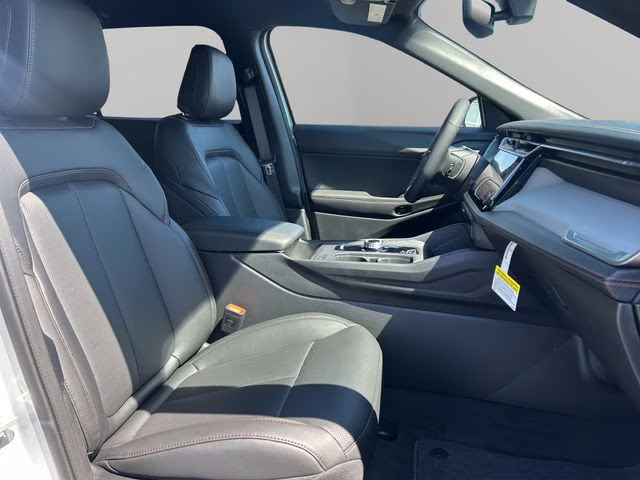 2026 Silver Zynith Clearcoat Jeep Cherokee Limited 4X4 SUV