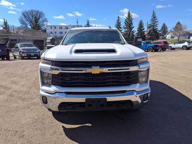 2024 Summit White Chevrolet Silverado 2500HD LT 4X4 Truck