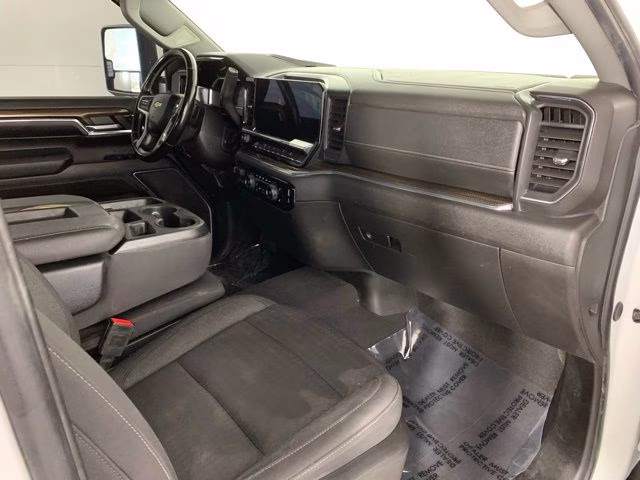2024 Summit White Chevrolet Silverado 2500HD LT 4X4 Truck