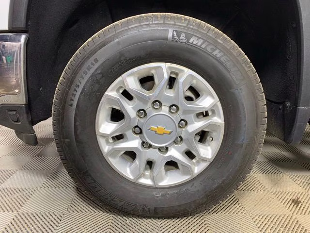 2024 Summit White Chevrolet Silverado 2500HD LT 4X4 Truck