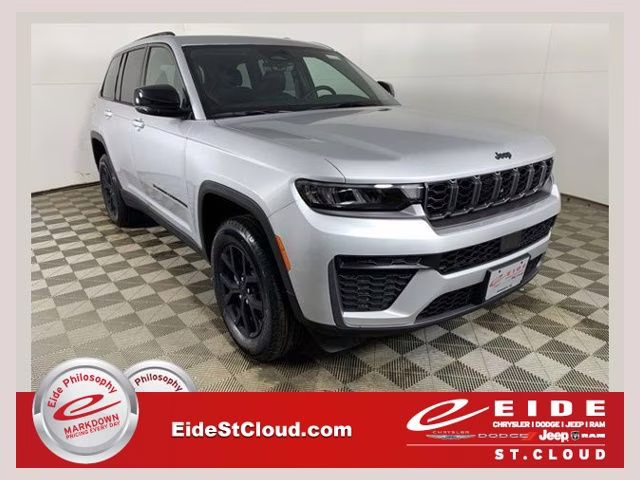 2026 Silver Zynith Jeep Grand Cherokee Altitude 4X4 SUV