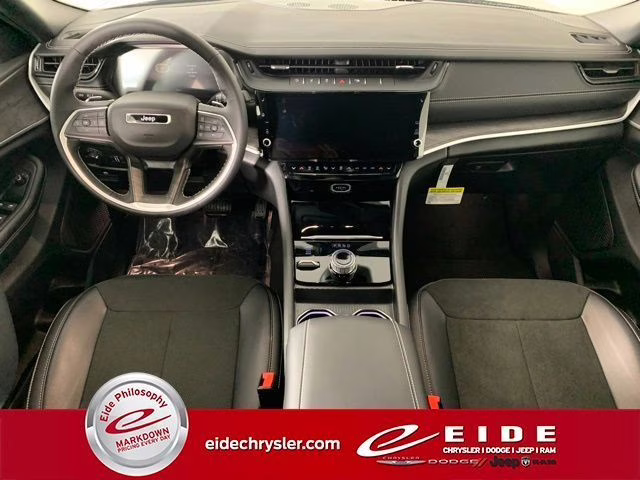 2026 Silver Zynith Jeep Grand Cherokee Altitude 4X4 SUV