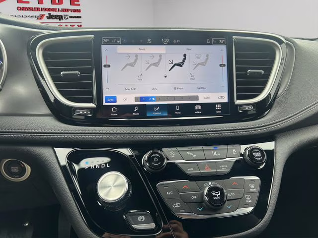 2026 Bright White Clearcoat Chrysler Pacifica Select AWD Van