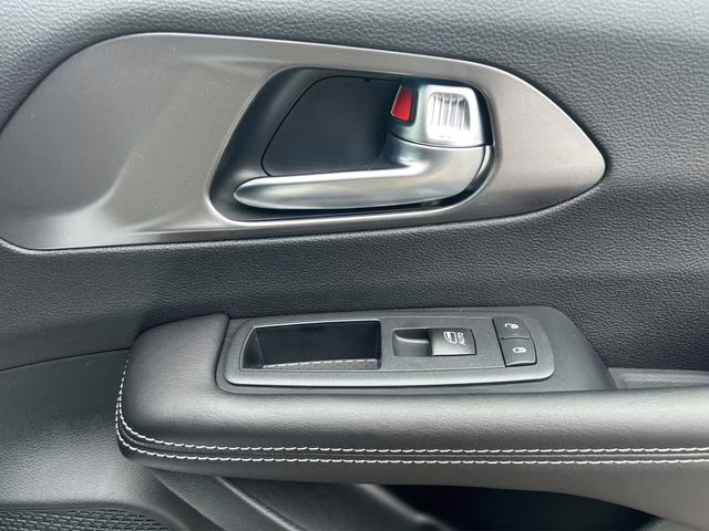 2026 Bright White Clearcoat Chrysler Pacifica Select AWD Van