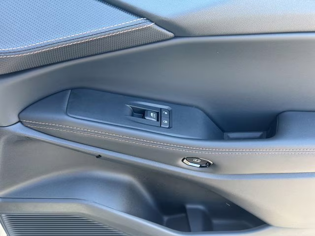 2026 Silver Zynith Clearcoat Jeep Cherokee Limited 4X4 SUV