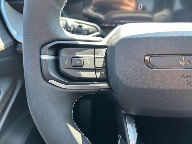 2026 Silver Zynith Clearcoat Jeep Cherokee Limited 4X4 SUV