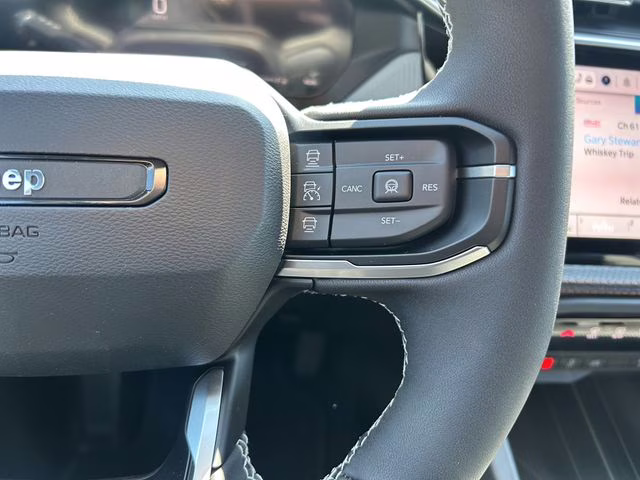 2026 Silver Zynith Clearcoat Jeep Cherokee Limited 4X4 SUV