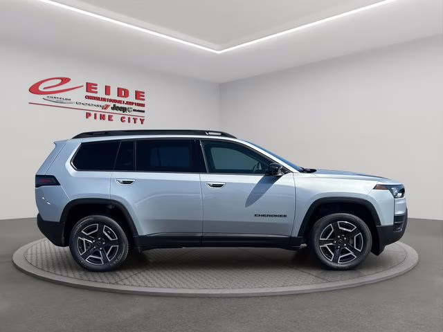 2026 Silver Zynith Clearcoat Jeep Cherokee Limited 4X4 SUV