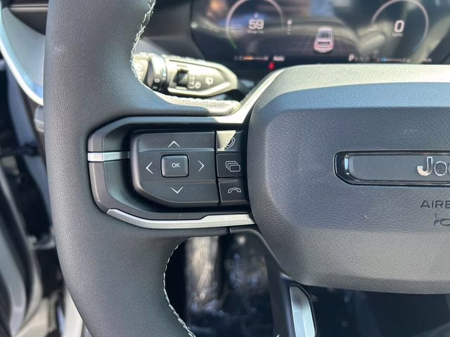 2026 Silver Zynith Clearcoat Jeep Cherokee Laredo 4X4 SUV