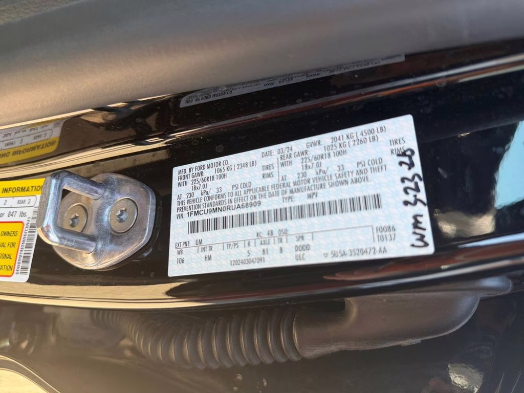 2024 Black Metallic Ford Escape ST-Line w/Tech Pkg AWD SUV