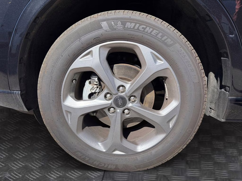 2024 Black Metallic Ford Escape ST-Line w/Tech Pkg AWD SUV