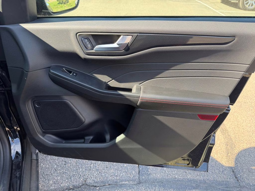 2024 Black Metallic Ford Escape ST-Line w/Tech Pkg AWD SUV