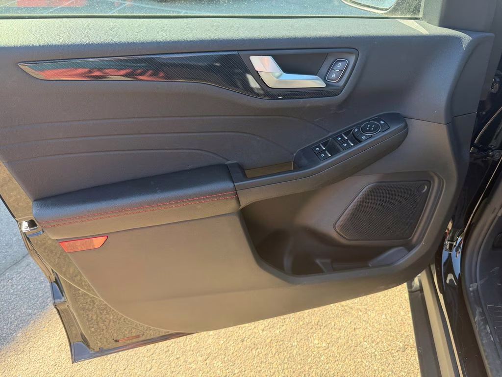 2024 Black Metallic Ford Escape ST-Line w/Tech Pkg AWD SUV