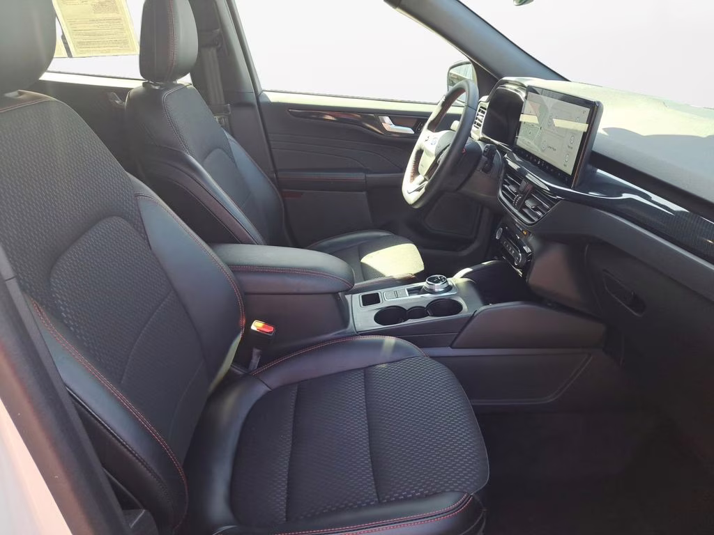 2024 White Metallic Ford Escape ST-Line w/Tech Pkg AWD SUV