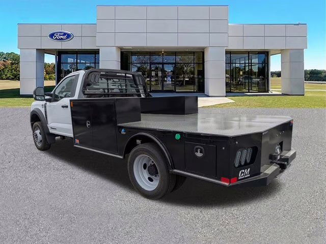 2026 Oxford White Ford Super Duty F-550 DRW XL 4X4 Truck