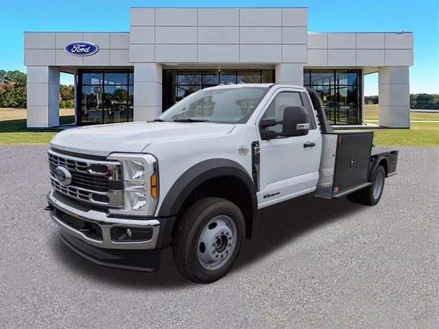 2026 Oxford White Ford Super Duty F-550 DRW XL 4X4 Truck