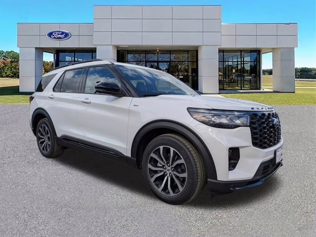 2026 White Ford Explorer ST-Line RWD SUV