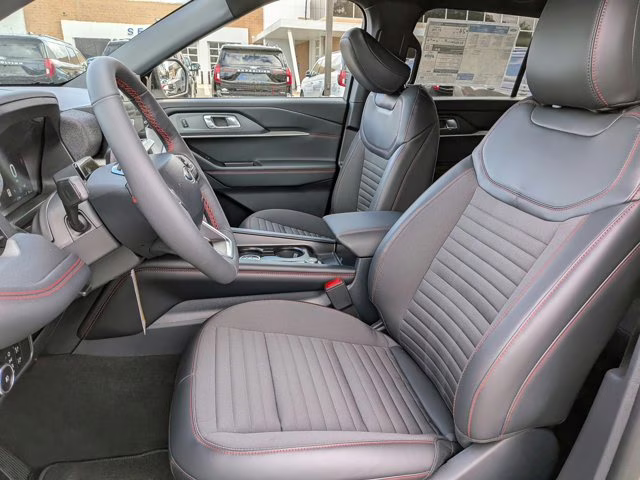 2026 White Ford Explorer ST-Line RWD SUV