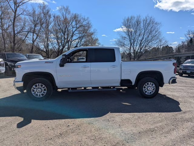 2024 Summit White Chevrolet Silverado 2500HD LT 4X4 Truck