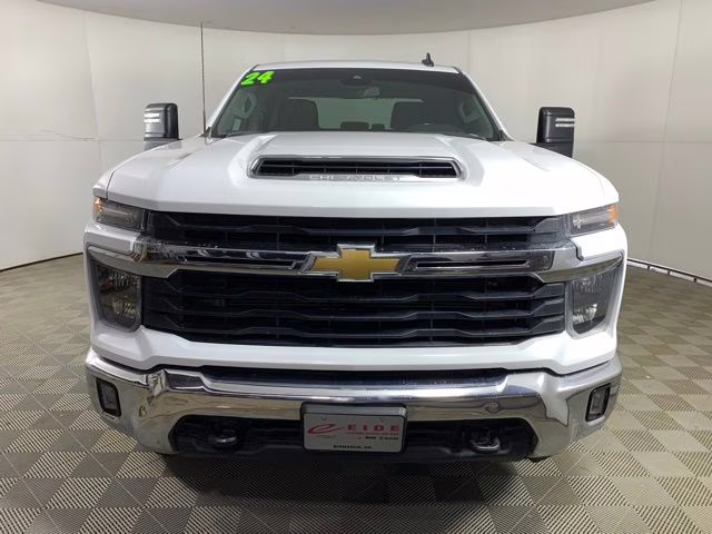 2024 Summit White Chevrolet Silverado 2500HD LT 4X4 Truck